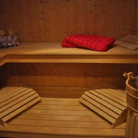 Romantik Mit Sauna Und Whirlpool *