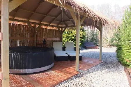 Romantik Mit Sauna Und Whirlpool Tatil Evi *